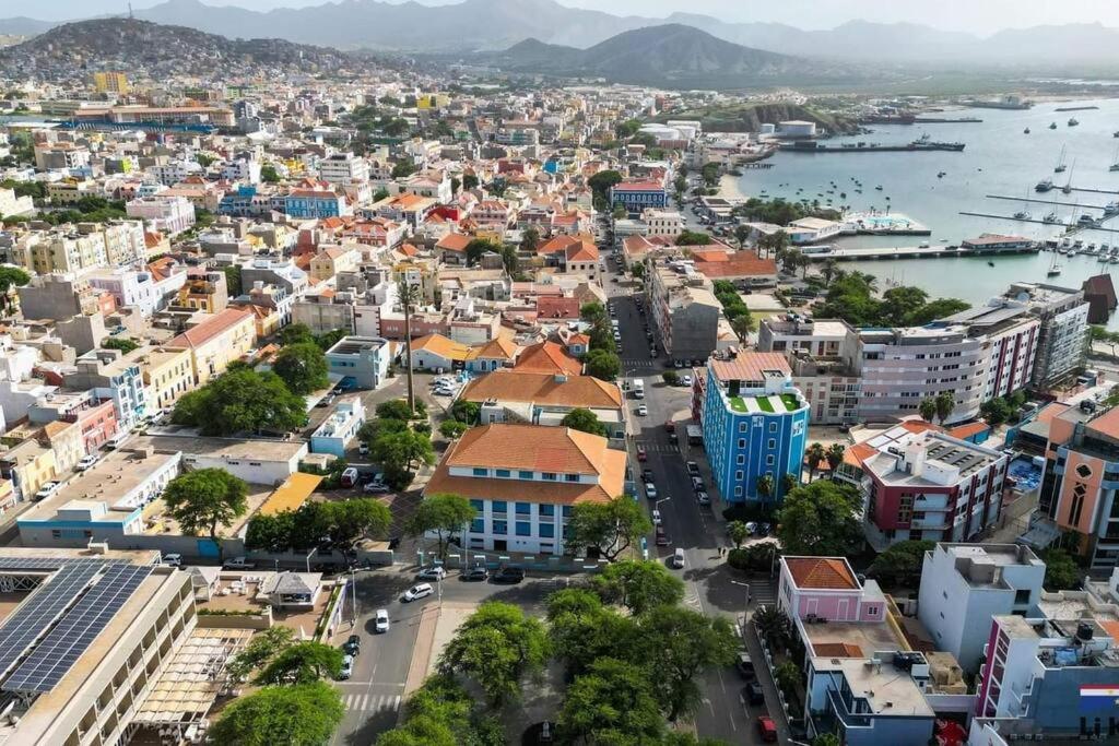 Lovely Apartment In Mindelo City Center Eksteriør bilde